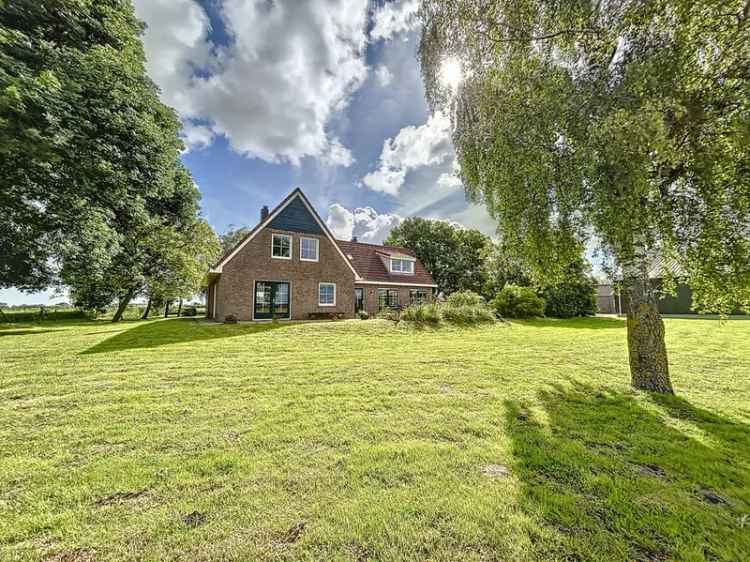 Woonboerderij Te Koop in IJzendijke, Zeeland