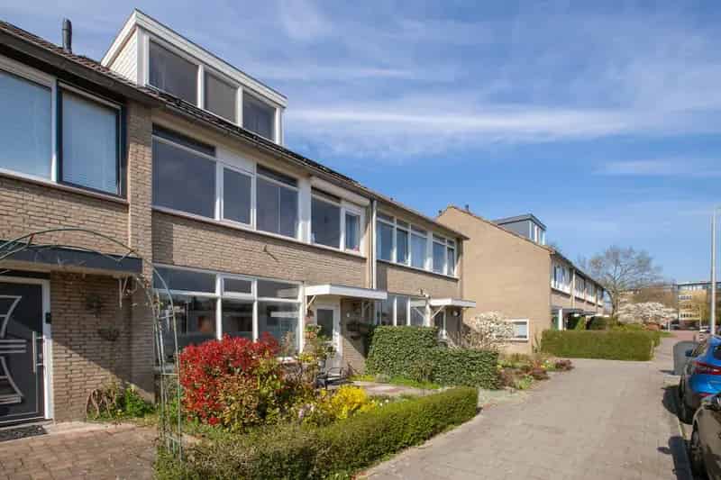 5 Slaapkamers Huis te Koop Ouderkerk aan de Amstel