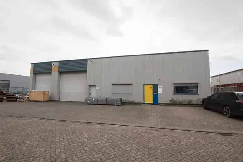 828 m2 Bedrijfsruimte te Koop Terneuzen