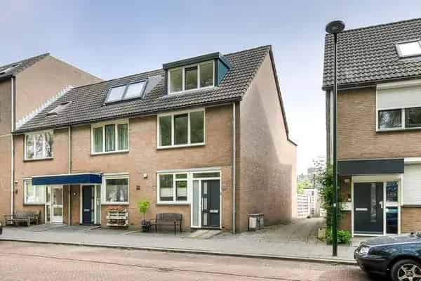 Instapklare Hoekwoning Breda 4 Slaapkamers Singel