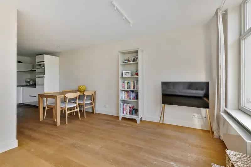 Modern Tweekamerappartement Amsterdam Oud-West
