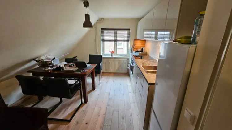 Appartement te huur: Eigen slaapkamer, badkamer en waskamer