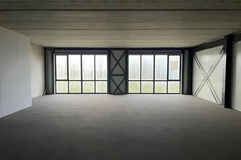 Bedrijfshal te koop Nijkerk 375m² 10 parkeerplaatsen