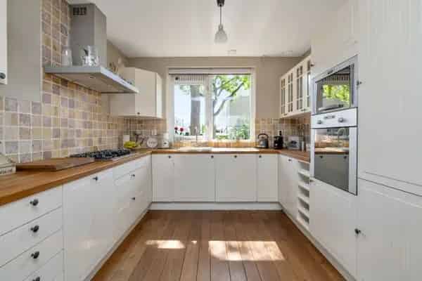 Ruime Hoekwoning Rokkeveen 3 slaapkamers mogelijkheid 4e
