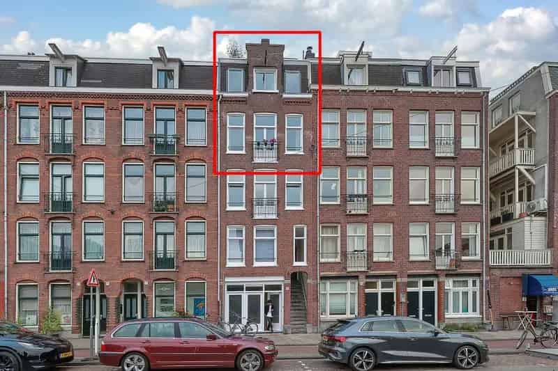 Amsterdam Westerpark: Ruim Appartement met 2 Dakterrassen