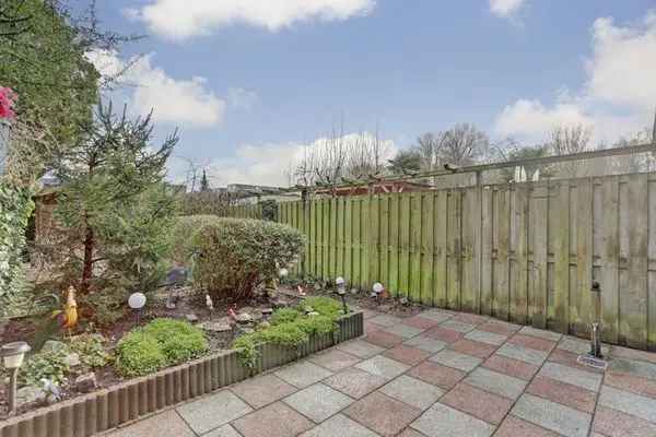 Huis Te Koop , 5, Dauwrootstraat, 's-Gravendeel, Zuid-Holland
