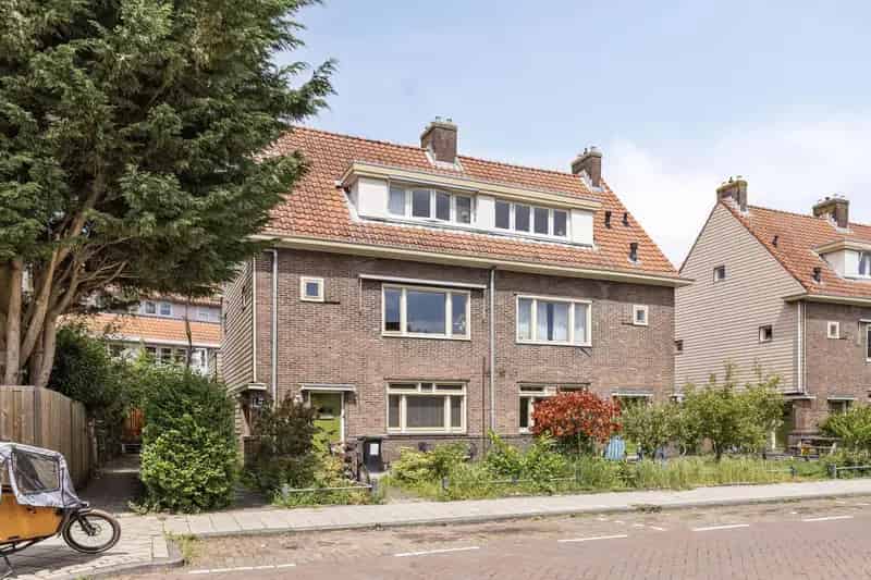 Ruim 4 Kamer Dubbel Bovenhuis Betondorp Amsterdam