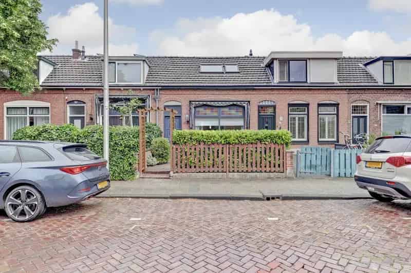 Huis te koop Geestweg 78 Naaldwijk 3 slaapkamers moderne badkamer