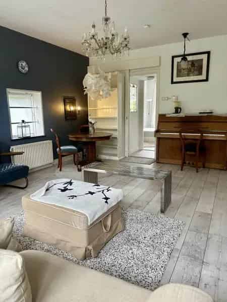 Rotterdam Statensingel: Charmante 2 Slaapkamers Benedenwoning met Privétuin