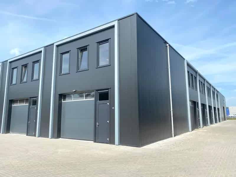 Bedrijfshal te koop of te huur Hoogeveen 160m2