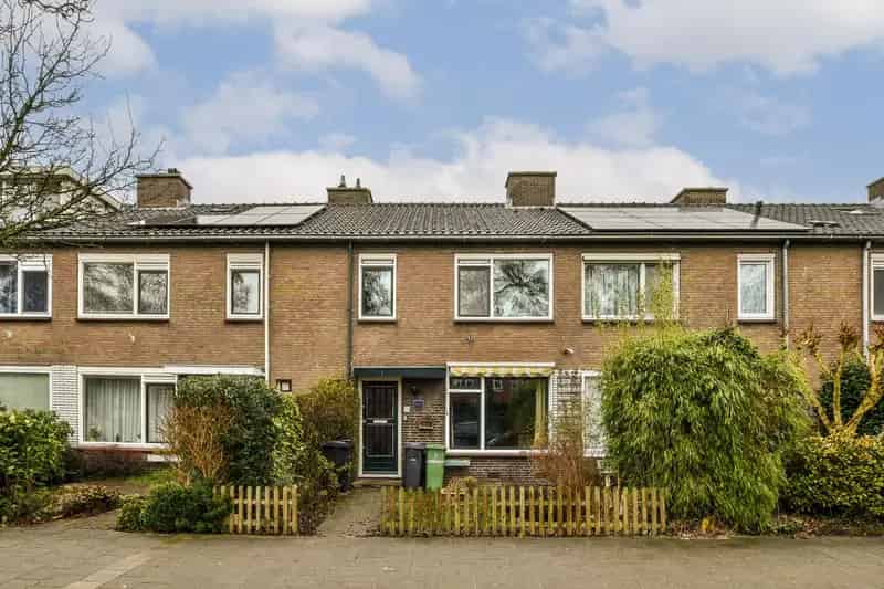 Ruime Eengezinswoning te Koop Weesp 4 slaapkamers