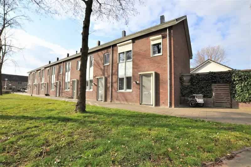 Eengezinswoning Helmond Kroon 3 slaapkamers tuin