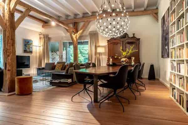 Woonboerderij Etten Leur 6040m2 Grond Dierenliefhebbers
