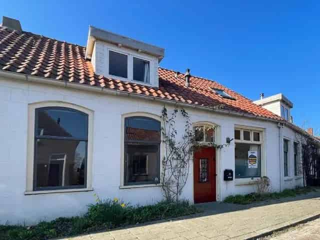 Dorpsbakkerij Ellewoutsdijk 170m2  Gastenverblijf