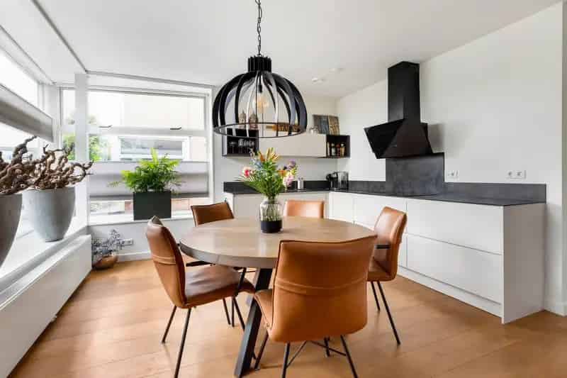 Huis te koop: Ruime 4 Slaapkamers, Luxe Afwerking, Energielabel A
