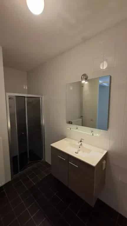 Appartement Te Koop , 183, Digna Johannaweg, Hoogvliet, Zuid-Holland