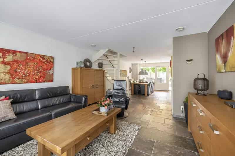 4 Slaapkamers, Garage, Zonnepanelen, Hybride Warmtepomp - Instapklaar