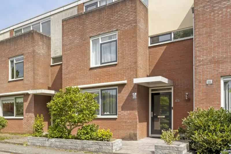 4 Slaapkamers Eengezinswoning Almere Parkwijk