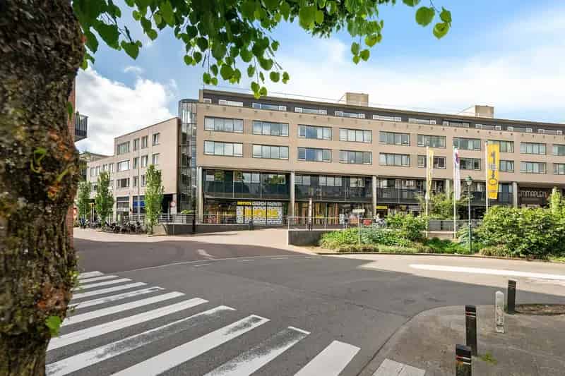 Zeist appartement te koop: Ruim 3 kamer appartement 137m2 met balkon