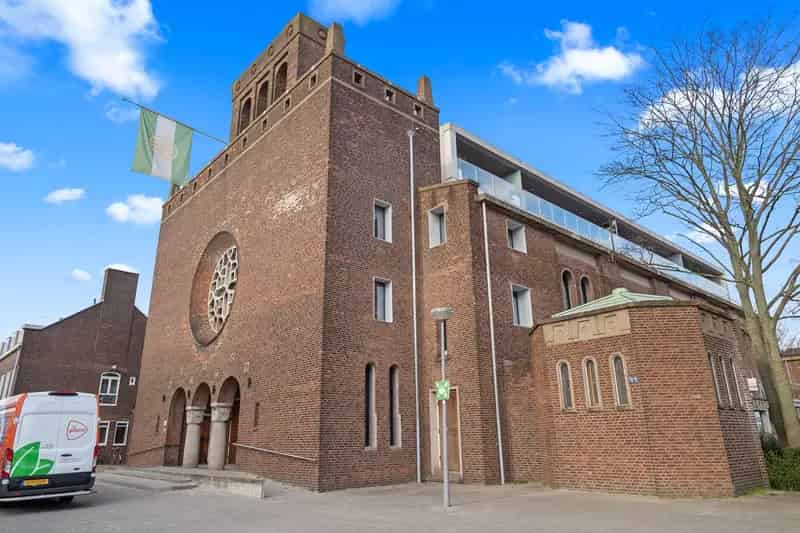 2-Kamer Benedenwoning Overschie 65m2 Tuin  Baumannkerk