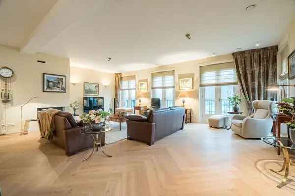 Luxe Appartement Vecht 205m2 2 Badkamers Airco Parkeerplaatsen