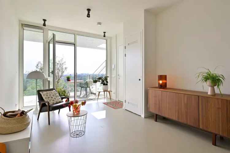 Amsterdam Westerpark Studio te Koop - Eigen Grond - Panoramisch Uitzicht