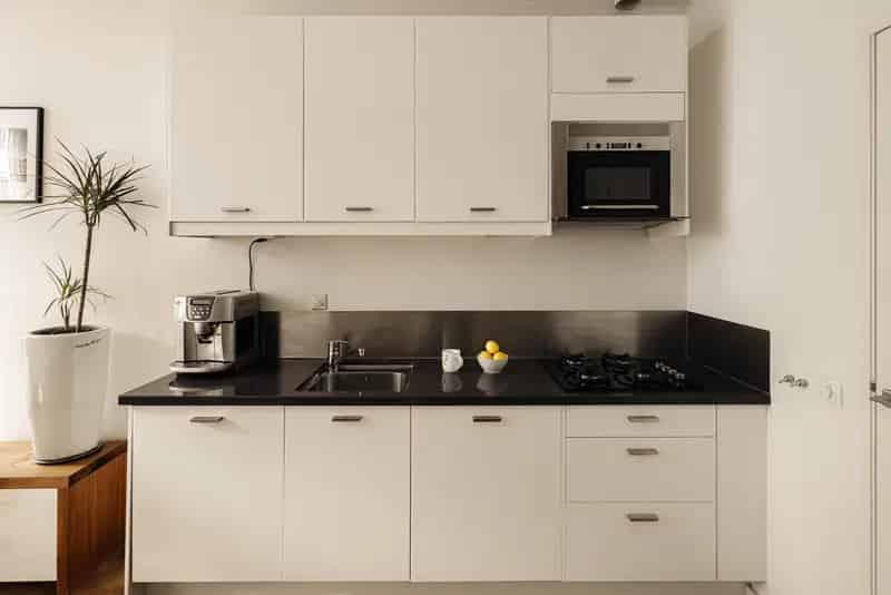 Jordaan 2-kamerappartement met zonnige tuin 34m²