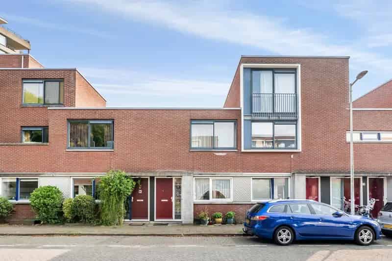 Ruim appartement Amsterdam Nieuw-West 3 slaapkamers tuin Sloterplas
