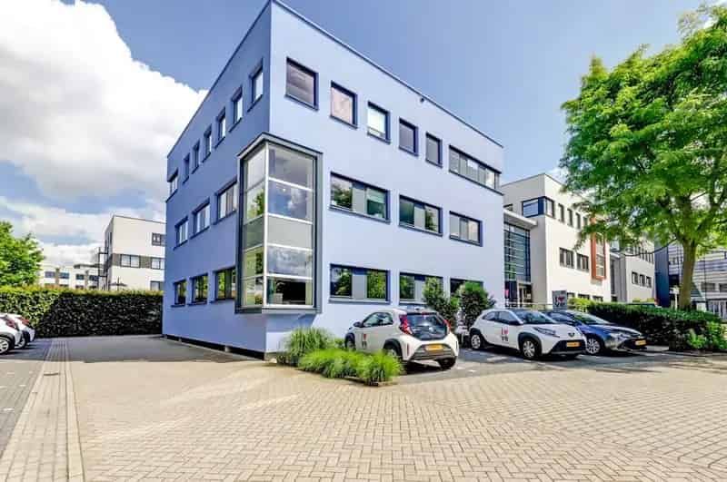 Kantoorgebouw te Koop Ede 820m² A12 A30 A15