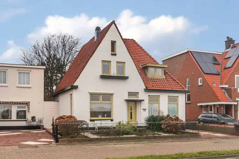 Vrijstaande woning Monster 4 kamers 123m2 240m2 perceel