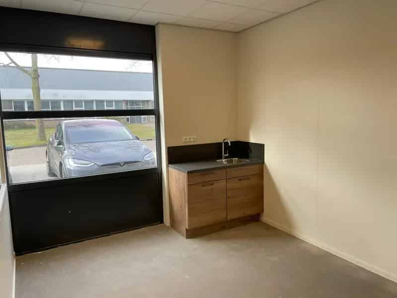 Bedrijfsunit te huur Oss 155m²