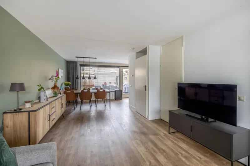 Ruime gezinswoning Tegelen 4 slaapkamers moderne keuken