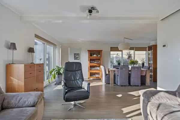 Vrijstaande woning Steenbergen 5 slaapkamers Energiezuinig 28 zonnepanelen