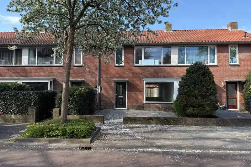 Tussenwoning Bussum 2 slaapkamers tuin berging