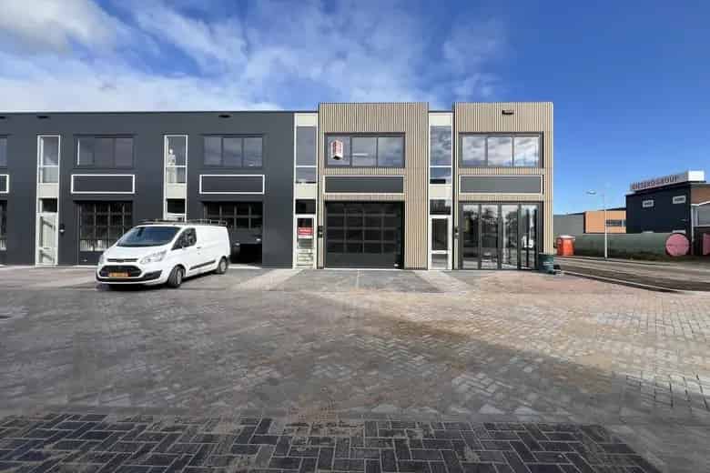 57 m2 Bedrijfsruimte te Huur Sliedrecht