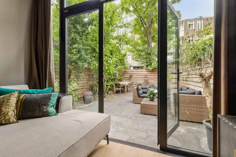 Amsterdam Rivierenbuurt - Luxe benedenwoning met tuin