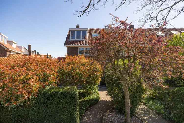 Huis te koop Vught: Charmante vooroorlogse woning