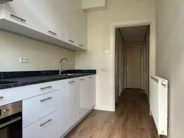 Gerenoveerd 3-kamer appartement 64m² nabij Hugo de Grootplein