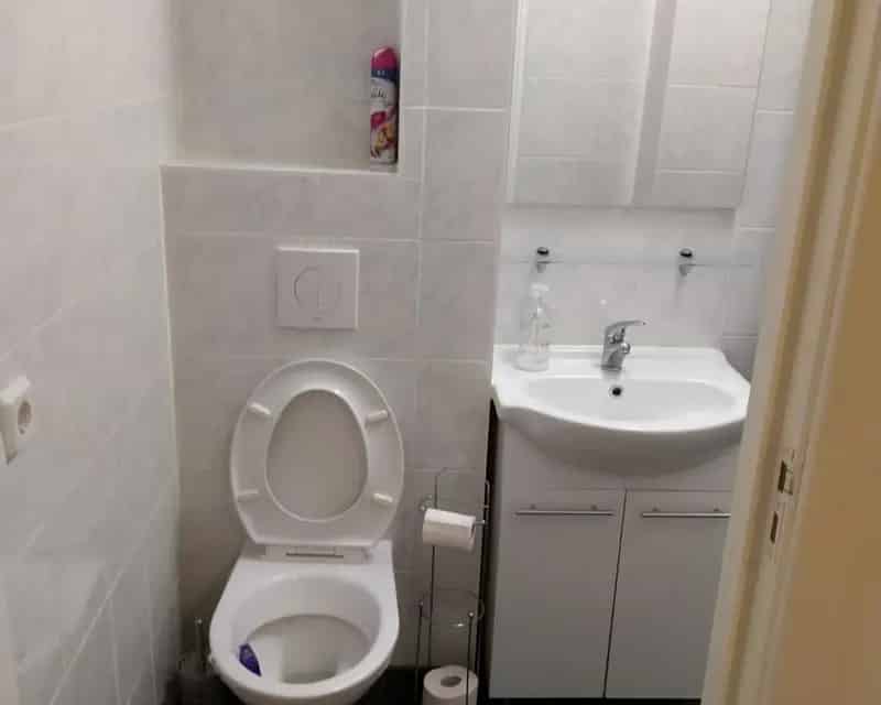 Ruime Semi Studio Amsterdam Zuidoost met Privé Tuin