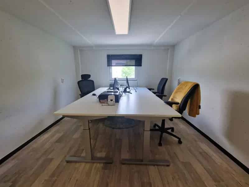 Bedrijfshal Geleen | Zoek bedrijfshallen te huur: Bedrijfsweg 80 6163 CZ Geleen 