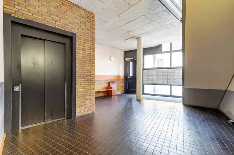4 Kamer Appartement Den Haag  Centraal gelegen nabij winkels en openbaar vervoer