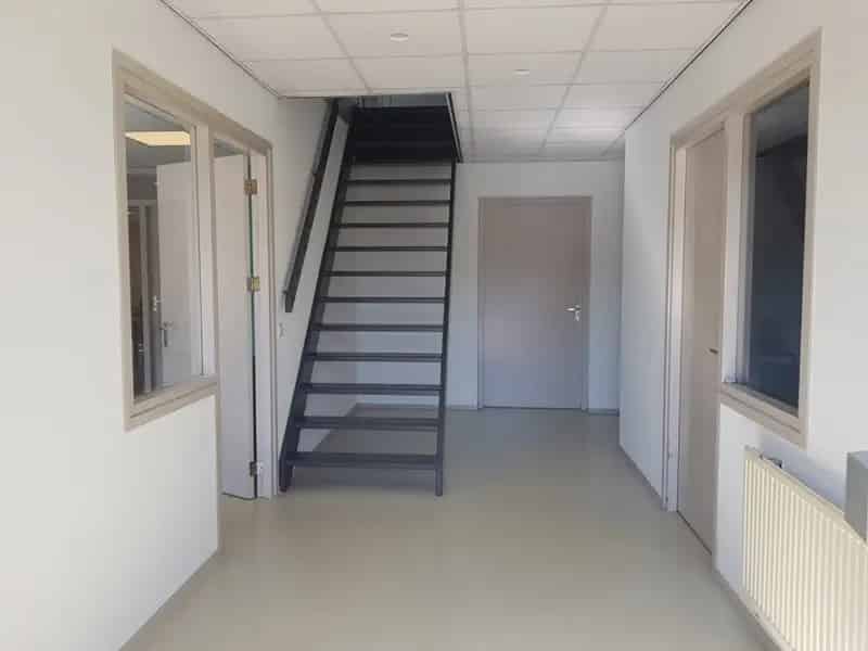 Kantoorpand 400m2 Reeuwijk A12 Zonnepanelen Airco