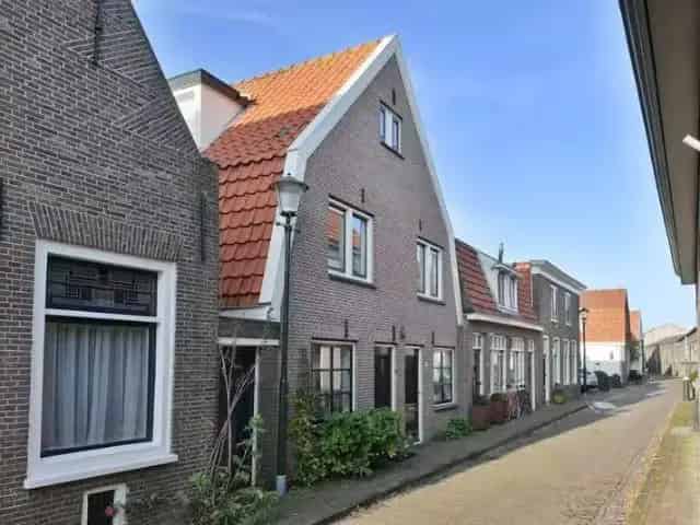 Tweekapper Muiden Vesting Diepe Tuin Gerenoveerd