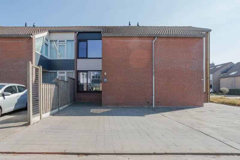 Moderne Eengezinswoning 108m2 405m3 Nabij Scholen en Uitvalswegen