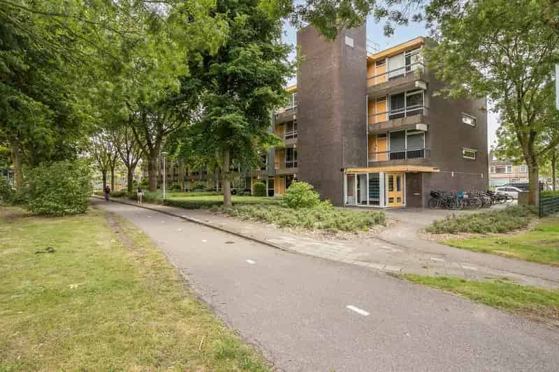 Appartement Zoeterwoude 3 kamer  Instapklaar gerenoveerd