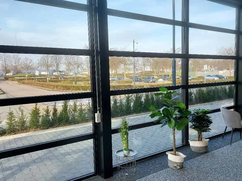 Bedrijfshal Sittard te koop: Instapklare unit op Bedrijvenstad Fortuna