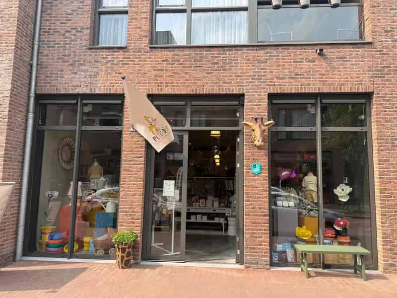 Winkel te Huur Hilvarenbeek 135m² Hilverstraat