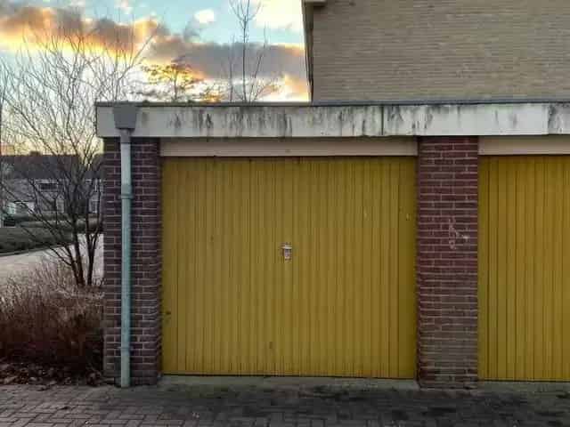 Garagebox te koop Aalsmeer - Centraal gelegen nabij uitvalswegen