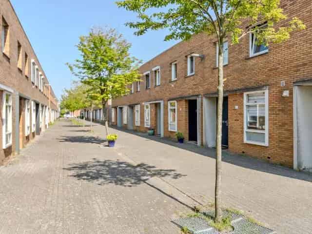 Te Koop: Moderne Tussenwoning Hoorn - Ideaal voor Starters