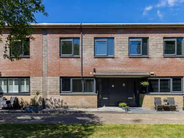 Eengezinswoning Spijkenisse 111m2 3 slaapkamers Vloerverwarming